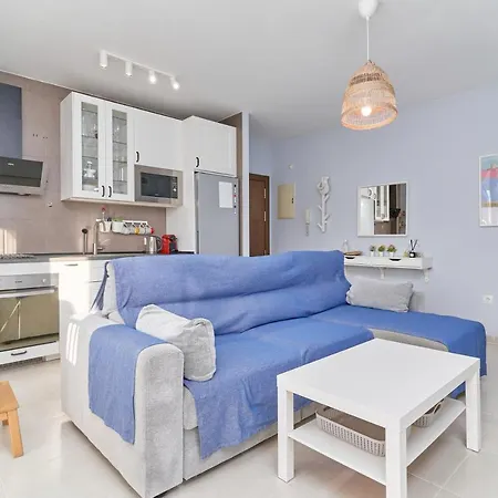 Apartment Recreo 10 *
