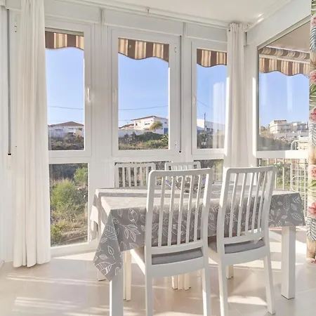 Apartment Recreo 10 *